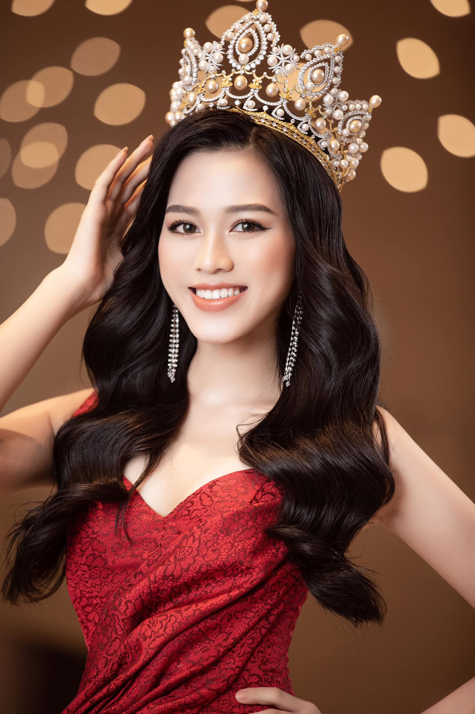 Đỗ Hà, Kim Duyên, Thùy Tiên, Ái Nhi chinh chiến các cuộc thi hoa hậu quốc tế - Ảnh 2.