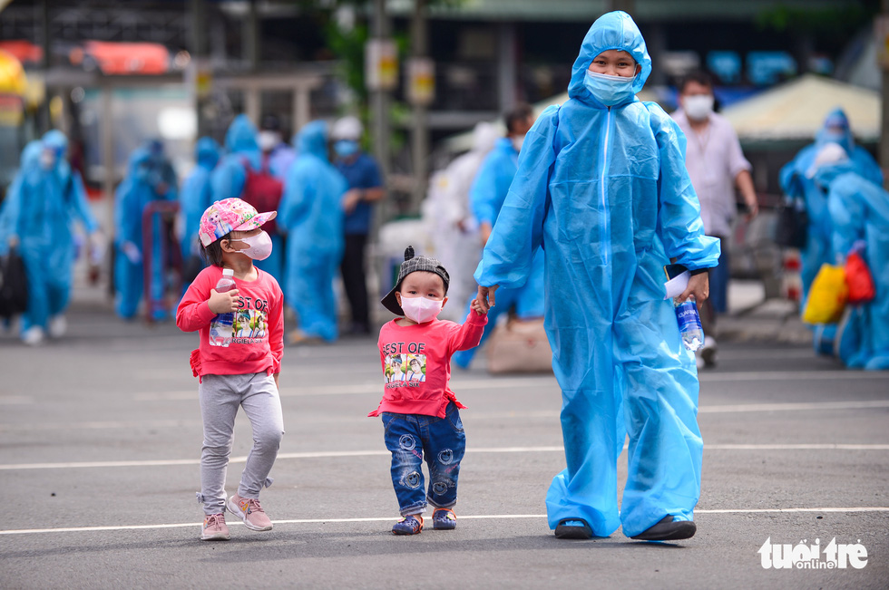 Hành trình nghĩa tình cùng 16.000 người dân Phú Yên về quê an toàn - Ảnh 7.