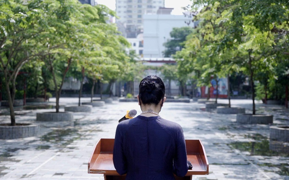 Những hình ảnh khó quên trong lễ khai giảng đặc biệt - Ảnh 3. Những hình ảnh khó quên trong lễ khai giảng đặc biệt - Ảnh 3.