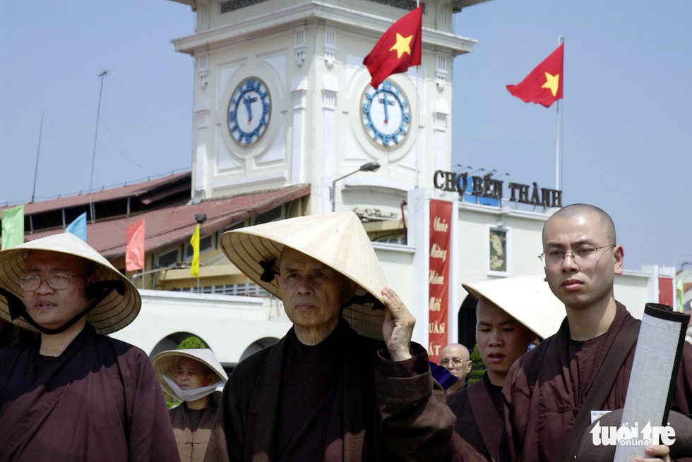 Hành trình hoằng pháp của Thiền sư Thích Nhất Hạnh qua ảnh - Ảnh 5. Hành trình hoằng pháp của Thiền sư Thích Nhất Hạnh qua ảnh - Ảnh 5.