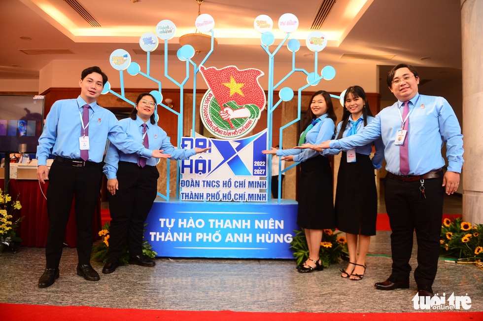 Đại biểu dự Đại hội Đoàn TP.HCM hào hứng với ‘đại hội số’ - Ảnh 4.