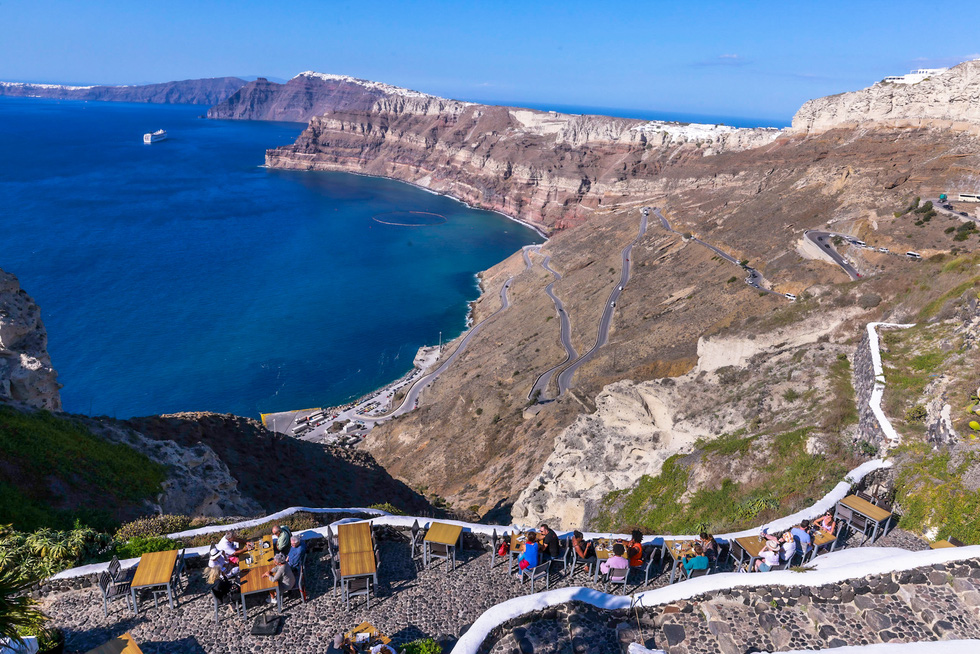 Khám phá thiên đường Santorini cùng blogger du lịch Ngô Trần Hải An - Ảnh 12.