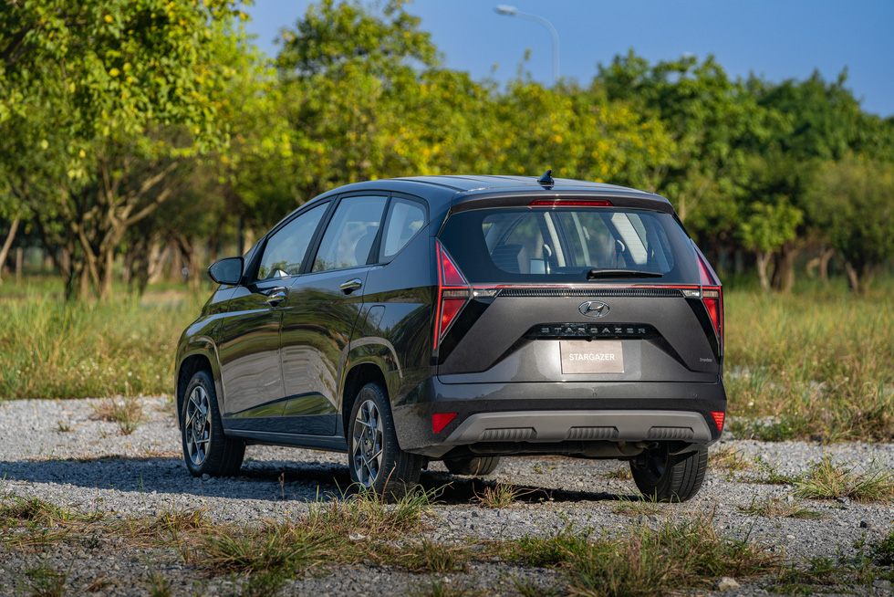 Hyundai Stargazer ra mắt Việt Nam: 7 chỗ, 4 bản, đe dọa vua doanh số Mitsubishi Xpander - Ảnh 4.