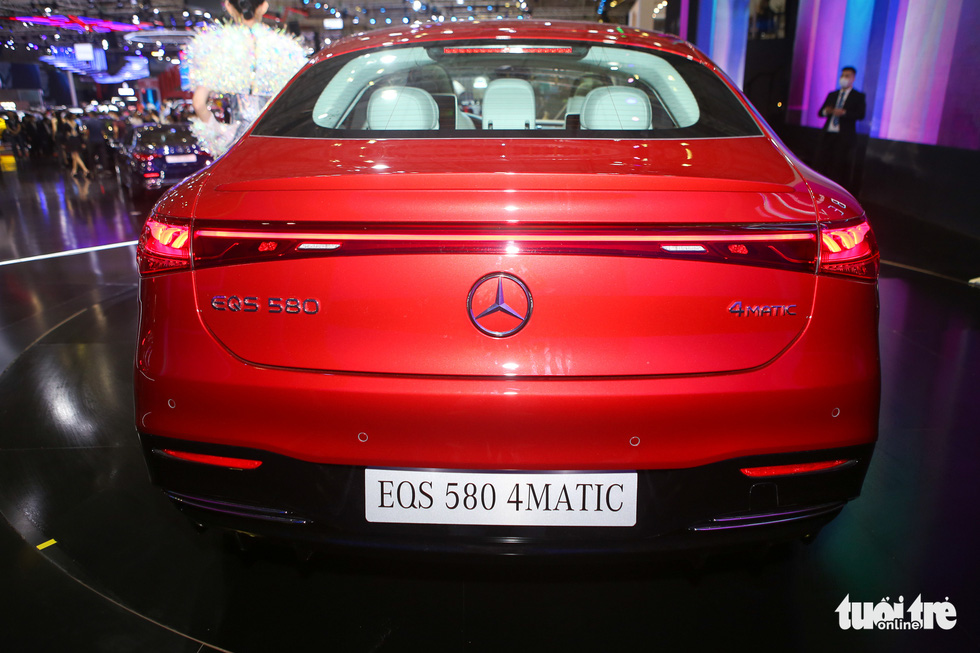 Ô tô điện Mercedes-Benz EQS 580 chào khách Việt với giá gần 6 tỉ đồng - Ảnh 4.
