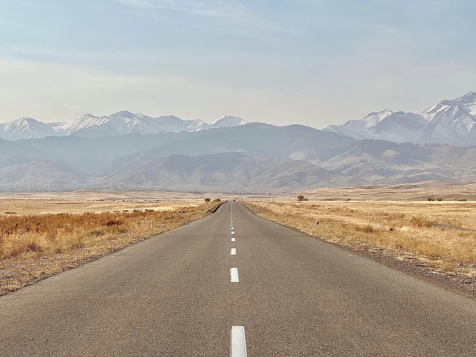 Theo chân du khách Việt ngắm thu vàng trên con đường tơ lụa từ Kazakhstan đến Kyrgyzstan - Ảnh 15. Theo chân du khách Việt ngắm thu vàng trên con đường tơ lụa từ Kazakhstan đến Kyrgyzstan - Ảnh 15.