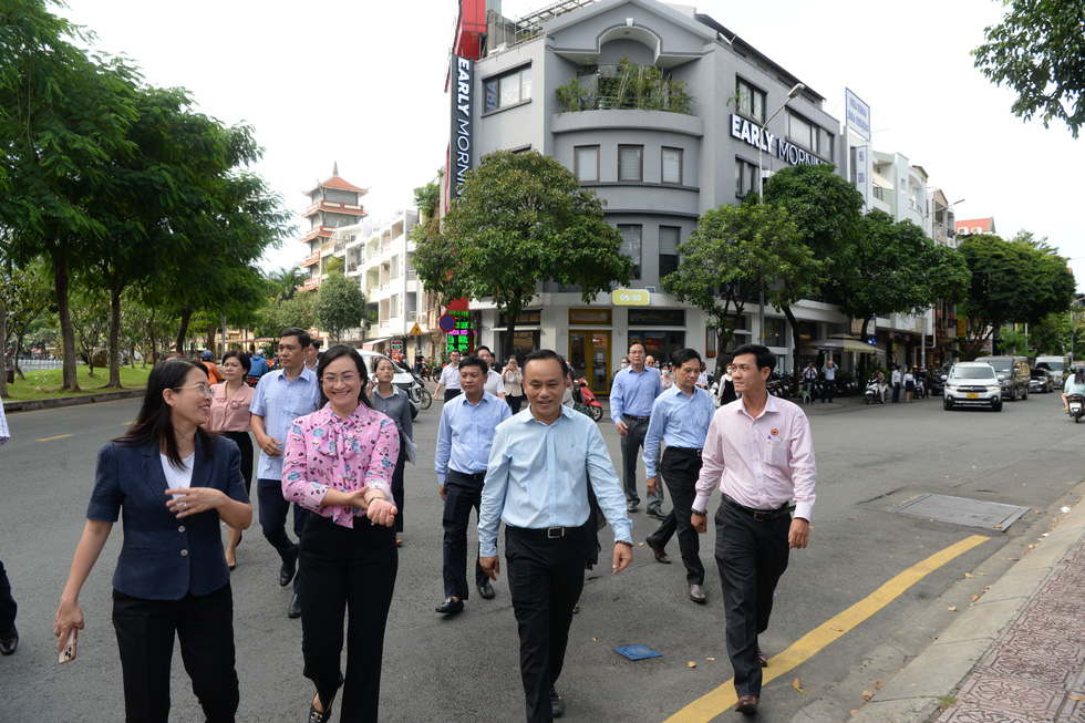 Tin sáng 5-10: Xử lý ùn tắc quanh sân bay Tân Sơn Nhất; Hàng hóa chở bằng máy bay đang giảm - Ảnh 4.