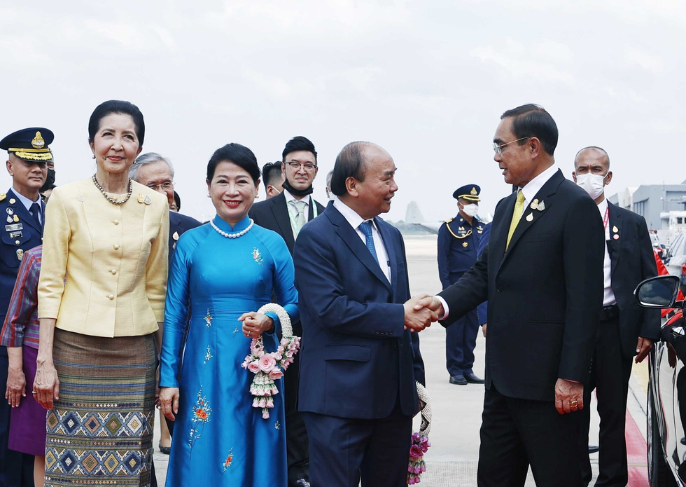 Chủ tịch nước bắt đầu chuyến thăm chính thức Thái Lan - Ảnh 3.