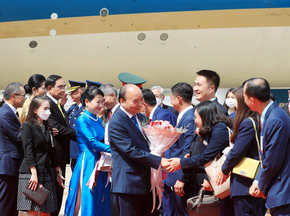 Chủ tịch nước bắt đầu chuyến thăm chính thức Thái Lan - Ảnh 5.
