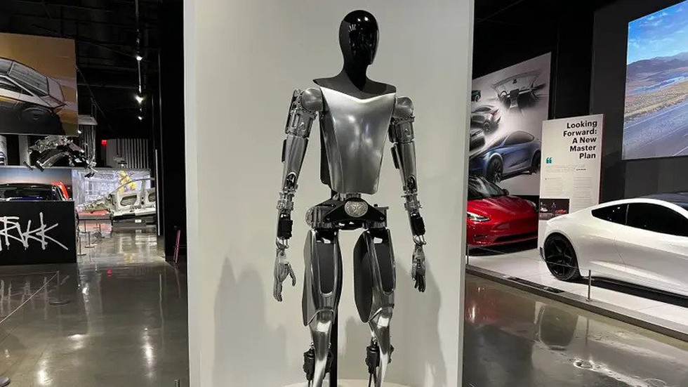 Triển lãm Tesla: Từ sự xấu hổ của Elon Musk tới tai nạn và thành công của Tesla - Ảnh 12. Triển lãm Tesla: Từ sự xấu hổ của Elon Musk tới tai nạn và thành công của Tesla - Ảnh 12.