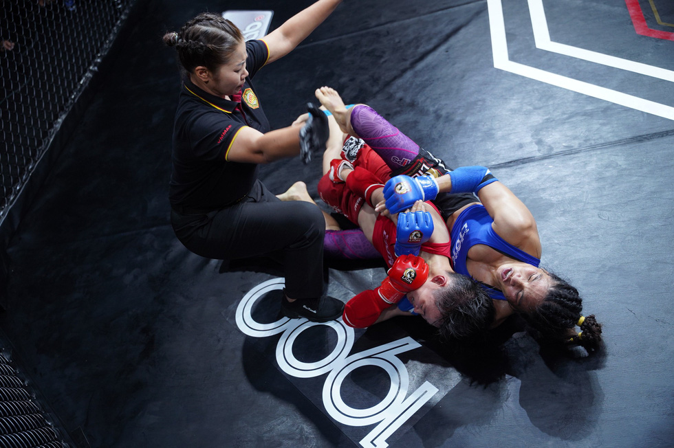 Nguyễn Trần Duy Nhất vô địch MMA Việt Nam, hơn 1,6 tỉ đồng dành cho những nhà vô địch - Ảnh 2.