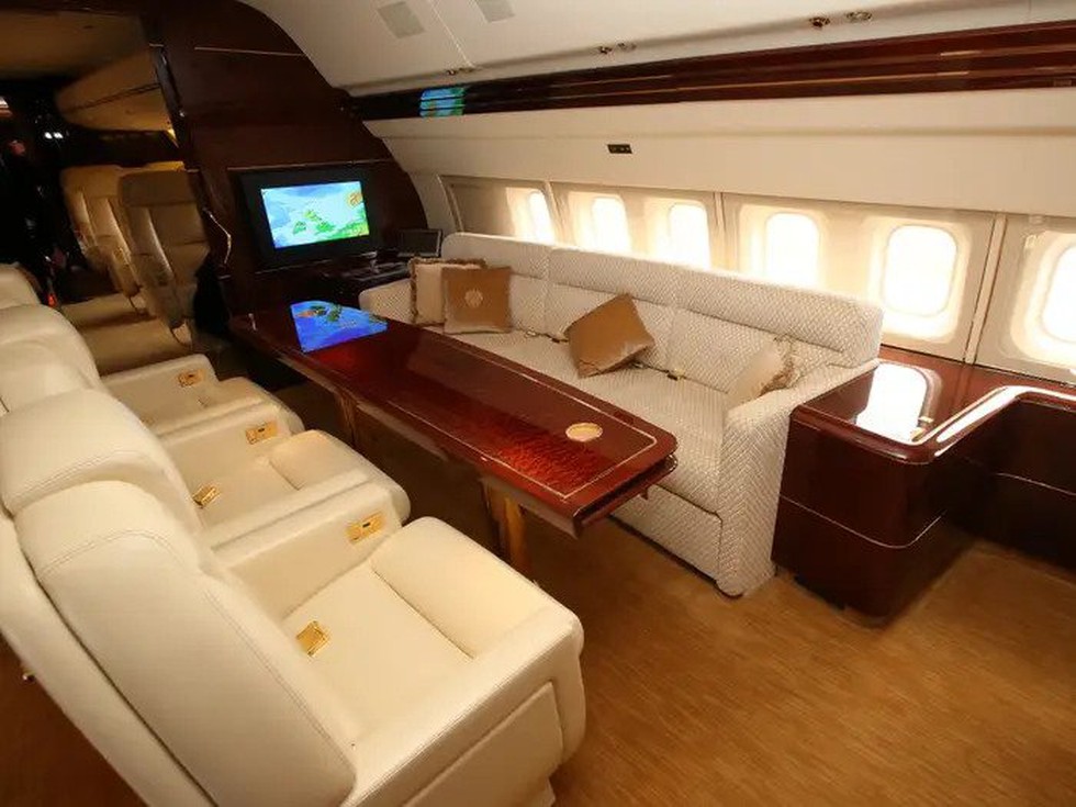 Bên trong chiếc Trump Force One: Dinh thự trên không của cựu tổng thống Donald Trump - Ảnh 14. Bên trong chiếc Trump Force One: Dinh thự trên không của cựu tổng thống Donald Trump - Ảnh 14.