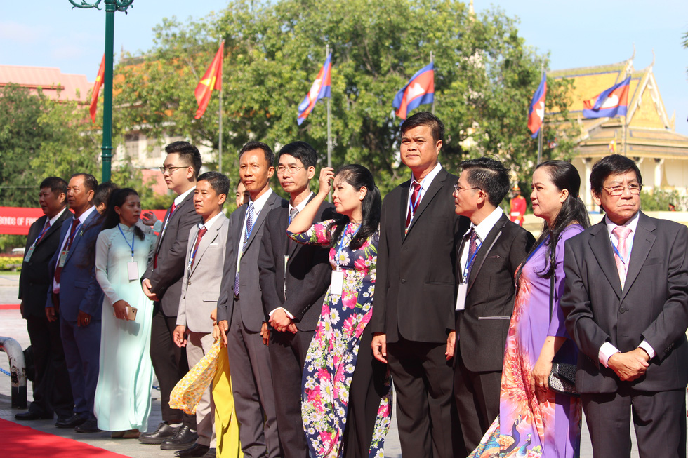 Lễ đón chính thức Thủ tướng Phạm Minh Chính sau lễ dâng hoa tưởng niệm - Ảnh 5.