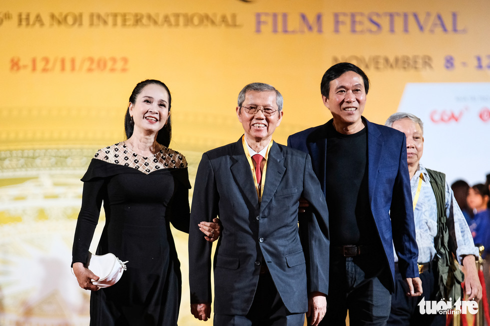 Dàn sao Việt dự thảm đỏ Liên hoan phim quốc tế Hà Nội - Ảnh 9.