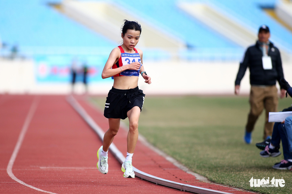 Lê Thị Tuyết giành huy chương vàng marathon lịch sử cho điền kinh Phú Yên - Ảnh 3.