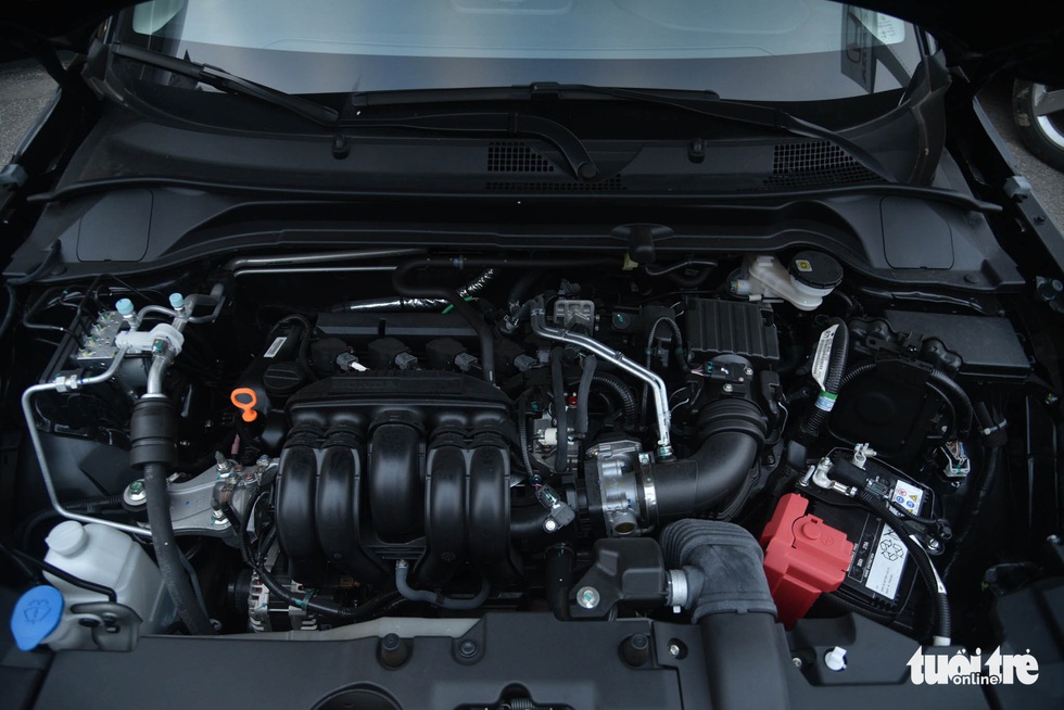 Chi tiết Honda HR-V G giá 699 triệu đồng: Ghế nỉ, động cơ không turbo nhưng đủ tính năng an toàn - Ảnh 11. Chi tiết Honda HR-V G giá 699 triệu đồng: Ghế nỉ, động cơ không turbo nhưng đủ tính năng an toàn - Ảnh 11.