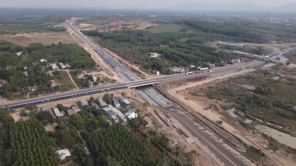 Hình ảnh cao tốc Dầu Giây - Phan Thiết trước ngày thông xe kỹ thuật - Ảnh 2. Hình ảnh cao tốc Dầu Giây - Phan Thiết trước ngày thông xe kỹ thuật - Ảnh 2.