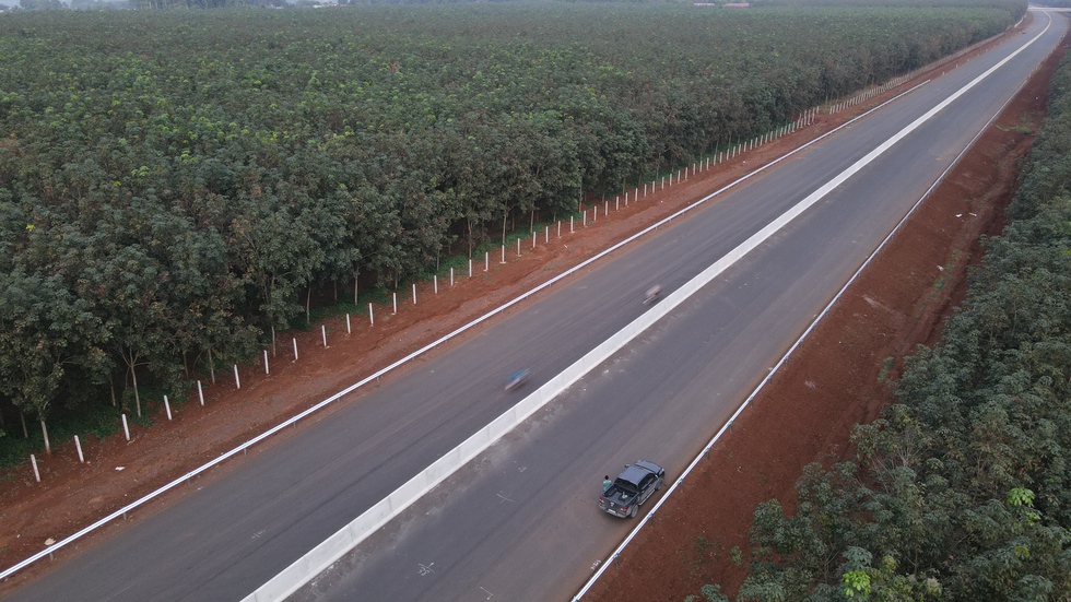 Hình ảnh cao tốc Dầu Giây - Phan Thiết trước ngày thông xe kỹ thuật - Ảnh 11. Hình ảnh cao tốc Dầu Giây - Phan Thiết trước ngày thông xe kỹ thuật - Ảnh 11.
