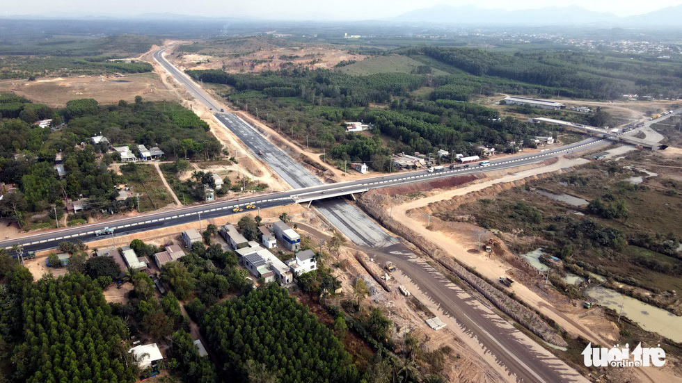 Hình ảnh cao tốc Dầu Giây - Phan Thiết trước ngày thông xe kỹ thuật - Ảnh 2.