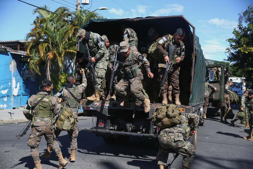 10.000 binh sĩ El Salvador triệt phá 2 băng đảng - Ảnh 4.