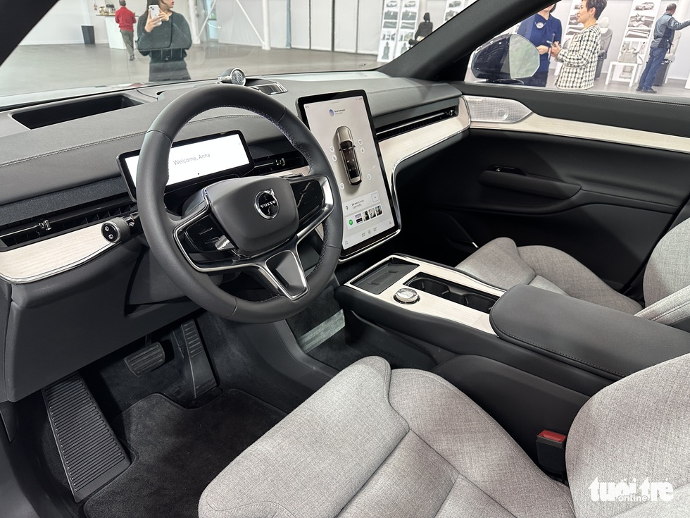 Khám phá Volvo EX90 ngoài đời thực trước khi về Việt Nam: Đỉnh cao của sự tối giản - Ảnh 18. Khám phá Volvo EX90 ngoài đời thực trước khi về Việt Nam: Đỉnh cao của sự tối giản - Ảnh 18.