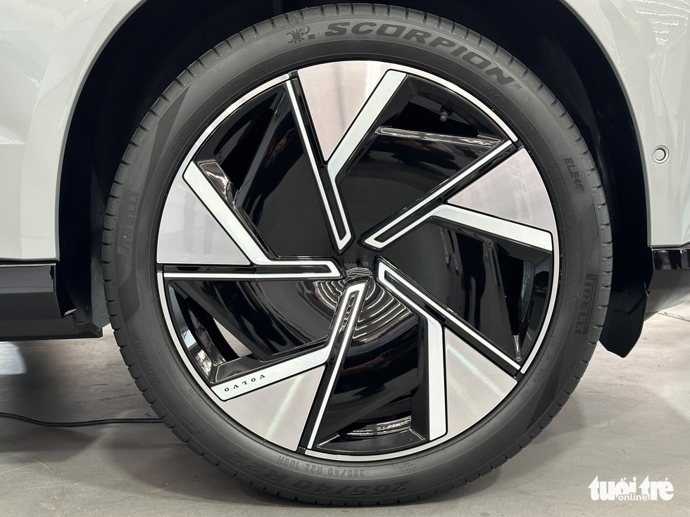 Khám phá Volvo EX90 ngoài đời thực trước khi về Việt Nam: Đỉnh cao của sự tối giản - Ảnh 12. Khám phá Volvo EX90 ngoài đời thực trước khi về Việt Nam: Đỉnh cao của sự tối giản - Ảnh 12.