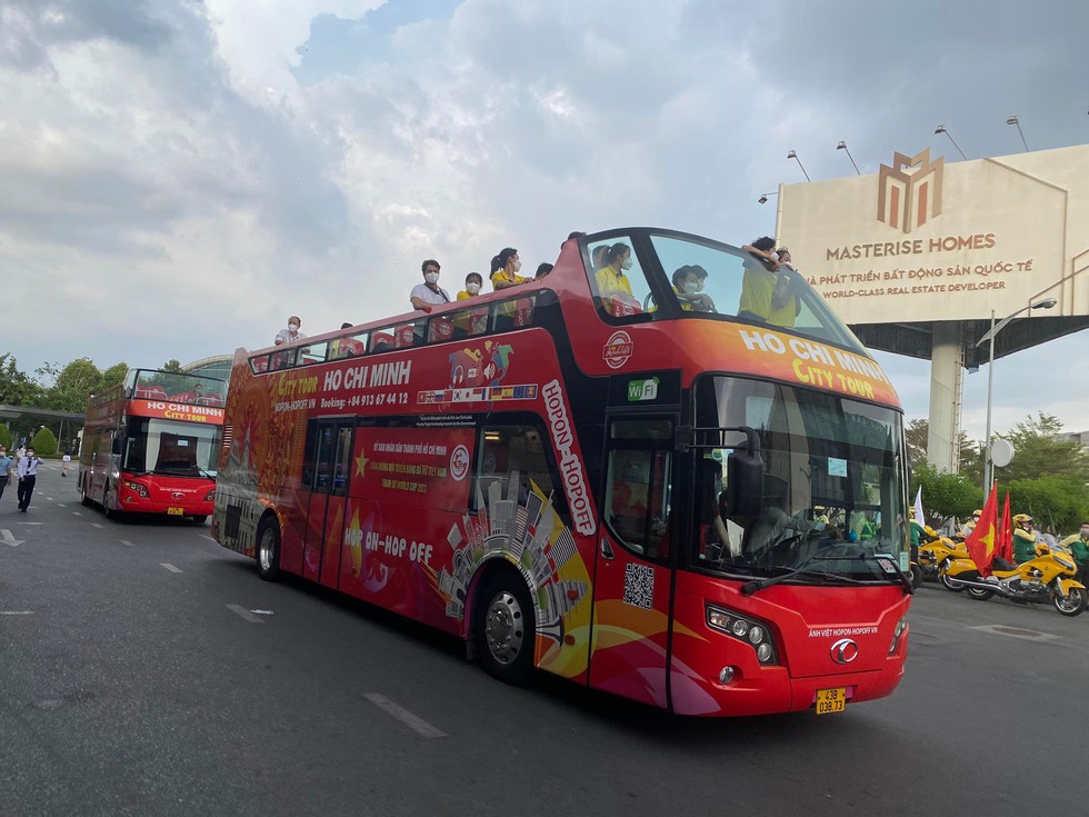 Lãnh đạo TP.HCM đang gặp gỡ các nữ tuyển thủ Việt Nam - Ảnh 16. Lãnh đạo TP.HCM đang gặp gỡ các nữ tuyển thủ Việt Nam - Ảnh 16.