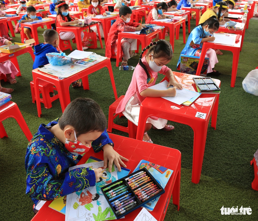 Thi ảnh Nụ xuân: Cả mùa xuân trong nụ cười trẻ thơ - Ảnh 9. Thi ảnh Nụ xuân: Cả mùa xuân trong nụ cười trẻ thơ - Ảnh 9.