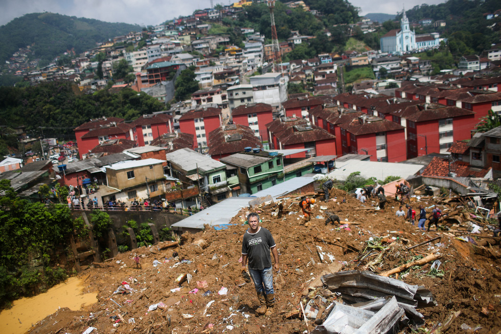 Ít nhất 38 người thiệt mạng vì mưa lớn gây lũ tại Brazil - Ảnh 2.
