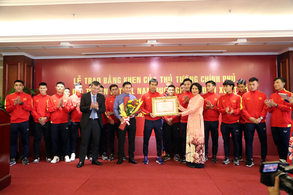 Tuyển futsal Việt Nam nhận bằng khen của Thủ tướng Chính phủ - Ảnh 5.