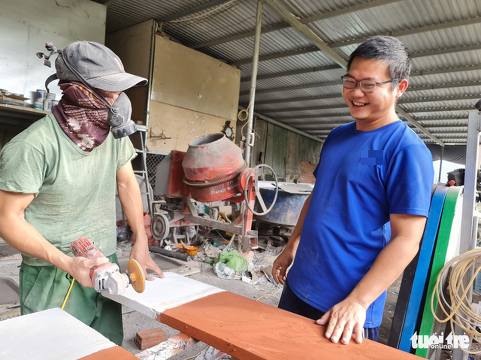 Sao không trả lương mà phải nhận lương? - Ảnh 3. Sao không trả lương mà phải nhận lương? - Ảnh 3.
