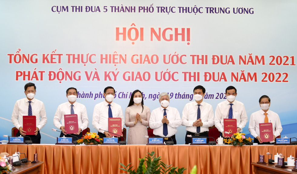 Hải Phòng dẫn đầu thi đua 5 thành phố trực thuộc trung ương, vượt Hà Nội và TP.HCM - Ảnh 1.
