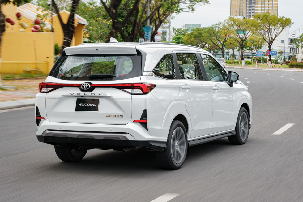 Toyota Veloz Cross, Avanza Premio ra mắt Việt Nam: Giá cao nhất chưa tới 700 triệu đồng, đấu Xpander - Ảnh 8.
