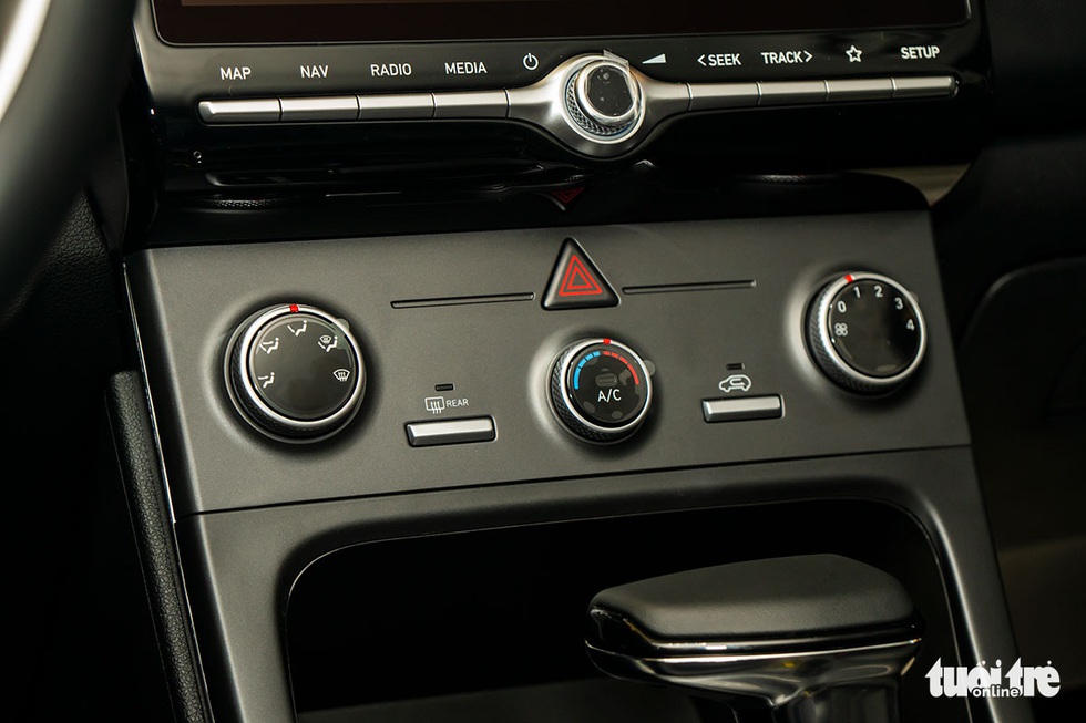 Chi tiết Hyundai Creta bản thấp nhất: Trang bị đủ dùng, rẻ hơn Kia Seltos nhưng chỉ 2 túi khí - Ảnh 15. Chi tiết Hyundai Creta bản thấp nhất: Trang bị đủ dùng, rẻ hơn Kia Seltos nhưng chỉ 2 túi khí - Ảnh 15.