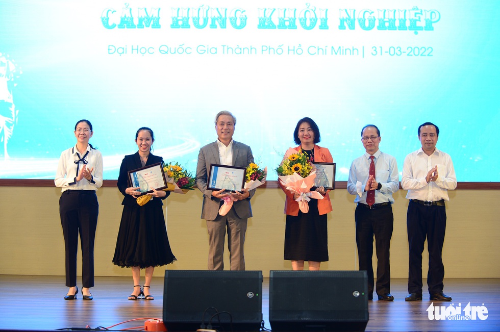 JobWay nhận giải đặc biệt của Tuổi Trẻ Golf Tournament for Start-up - Ảnh 15. JobWay nhận giải đặc biệt của Tuổi Trẻ Golf Tournament for Start-up - Ảnh 15.