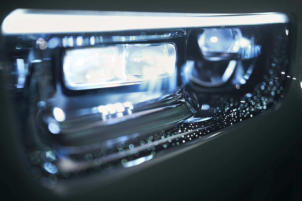 Rolls-Royce Phantom 2023 ra mắt: Tản nhiệt phát sáng, nhiều tùy chọn mới cho giới siêu giàu - Ảnh 10.