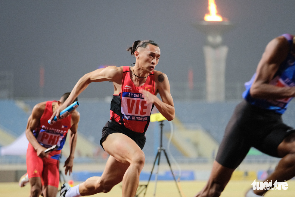 Nữ hoàng xung trận kịch tính, Việt Nam để vuột huy chương vàng tiếp sức nam nữ 4x400m - Ảnh 7.