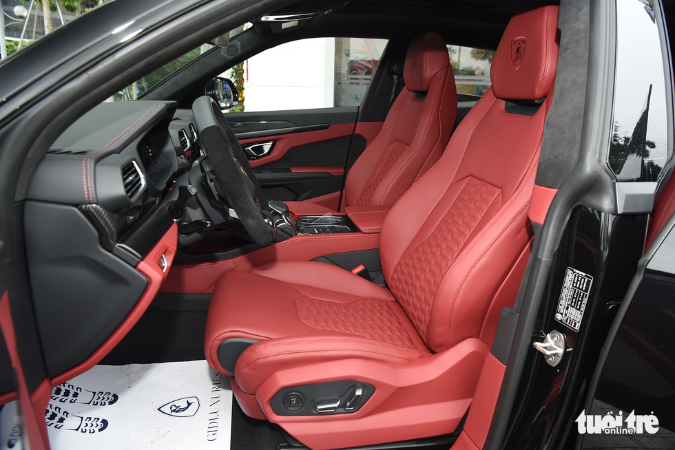 Siêu SUV Lamborghini Urus 2022 đầu tiên về Việt Nam, giá hơn 20 tỉ đồng - Ảnh 10. Siêu SUV Lamborghini Urus 2022 đầu tiên về Việt Nam, giá hơn 20 tỉ đồng - Ảnh 10.