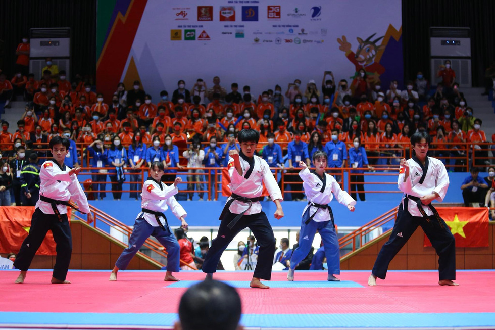 Cập nhật SEA Games 31: Taekwondo, Pencak Silat, bắn súng mang về HCV trong chiều 16-5 - Ảnh 8.