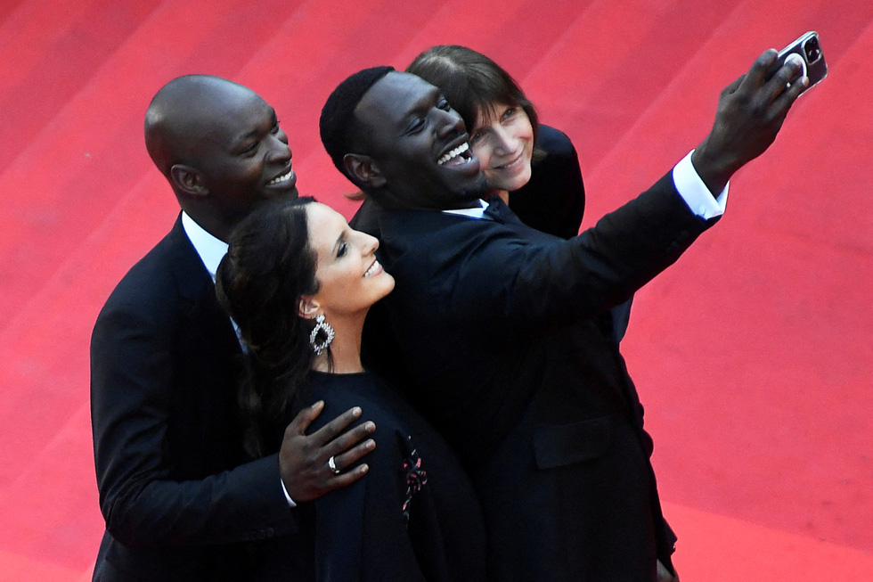 Tom Cruise captivates fans at Cannes Film Festival - Photo 4.