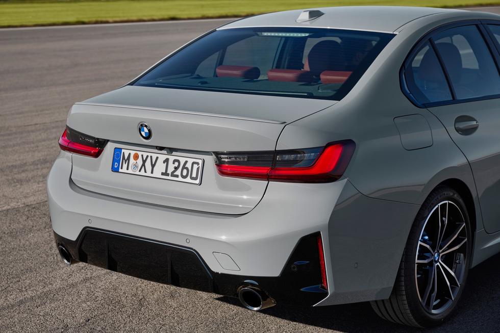 BMW 3-Series 2023 ra mắt - Mẫu BMW ôn hòa nhất hiện nay - Ảnh 9.