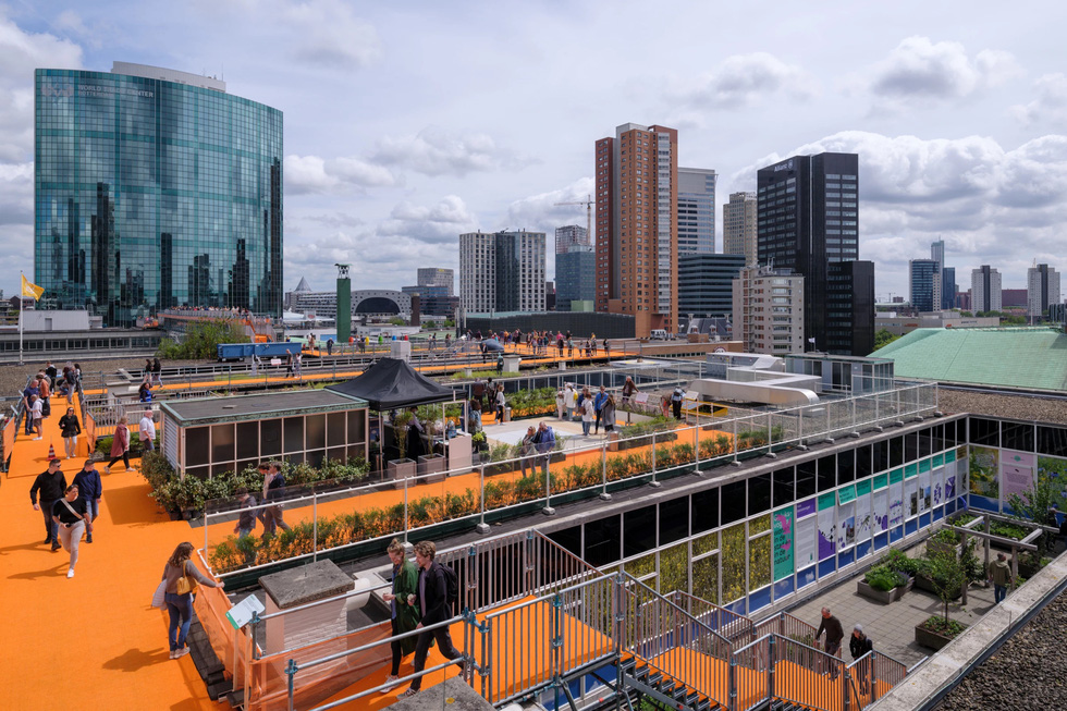 Những hình ảnh ấn tượng về các công trình kiến trúc xanh ở Rotterdam, Hà Lan - Ảnh 2.