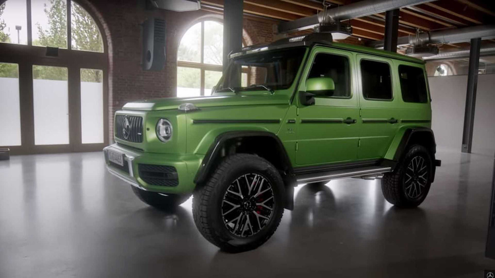 Mercedes-Benz G-Class bản mạnh nhất lộ diện: Leo được dốc 45 độ, lội nước ngập gần 1m - Ảnh 10.