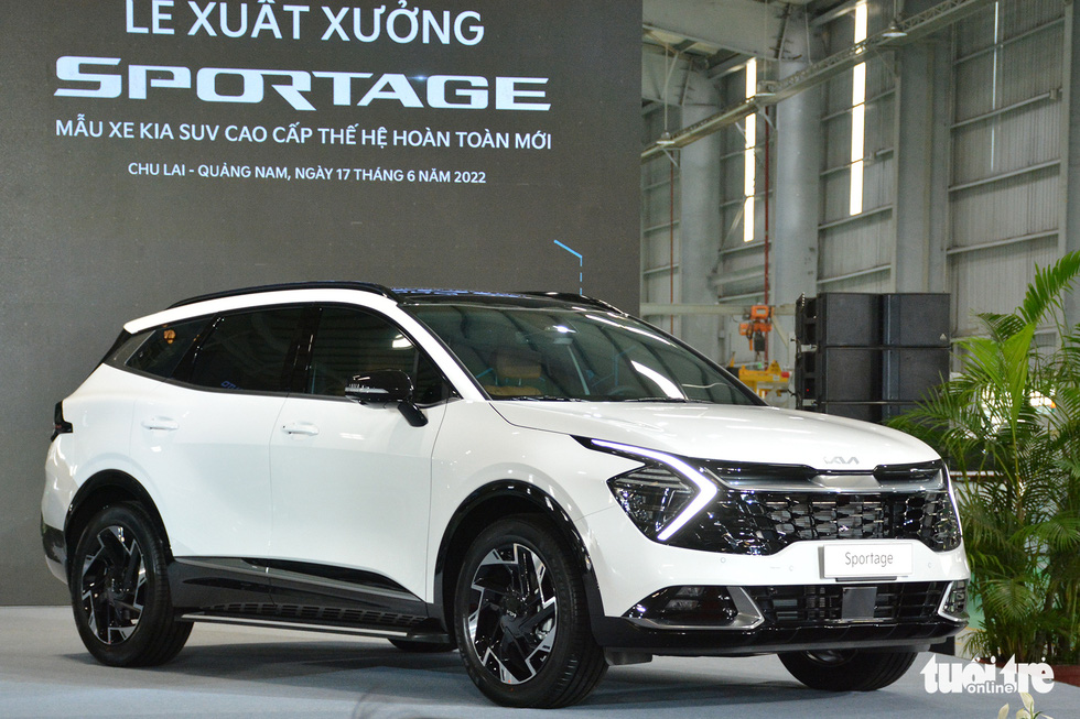 Kia Sportage 2022 xuất xưởng tại Việt Nam: Giá từ 899 triệu đồng, nhiều công nghệ đấu Hyundai Tucson - Ảnh 2.
