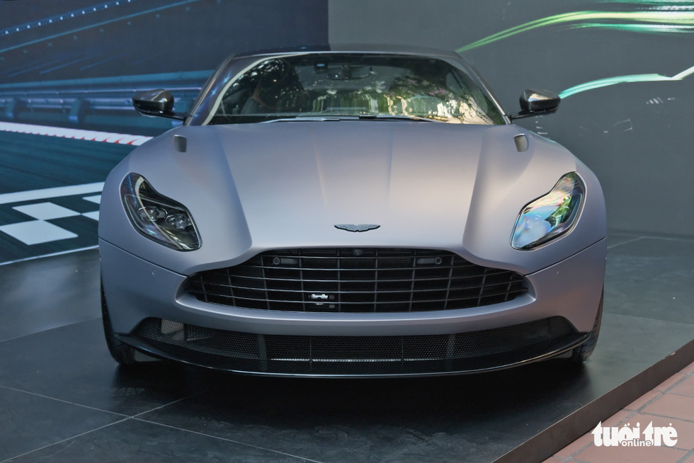Aston Martin Vantage F1 Edition đầu tiên Việt Nam giá gần 18,8 tỉ đồng - Ảnh 5.