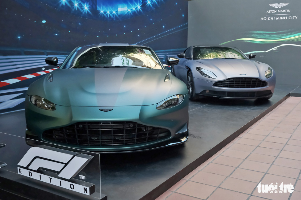 Aston Martin Vantage F1 Edition đầu tiên Việt Nam giá gần 18,8 tỉ đồng - Ảnh 1.