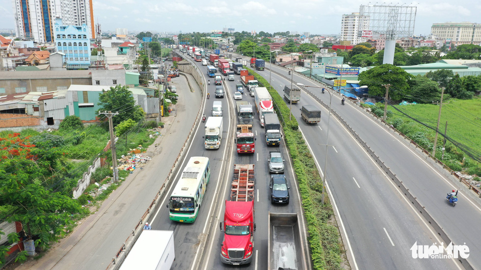 Tin sáng 2-7: Họp liên tỉnh triển khai đường vành đai 3; Nên khai làm hộ chiếu qua mạng - Ảnh 1.