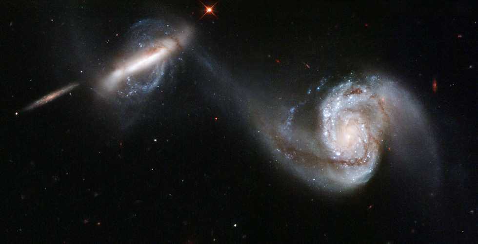 Những ‘thiên hà nhảy múa’ nhìn từ siêu kính thiên văn James Webb - Ảnh 5.
