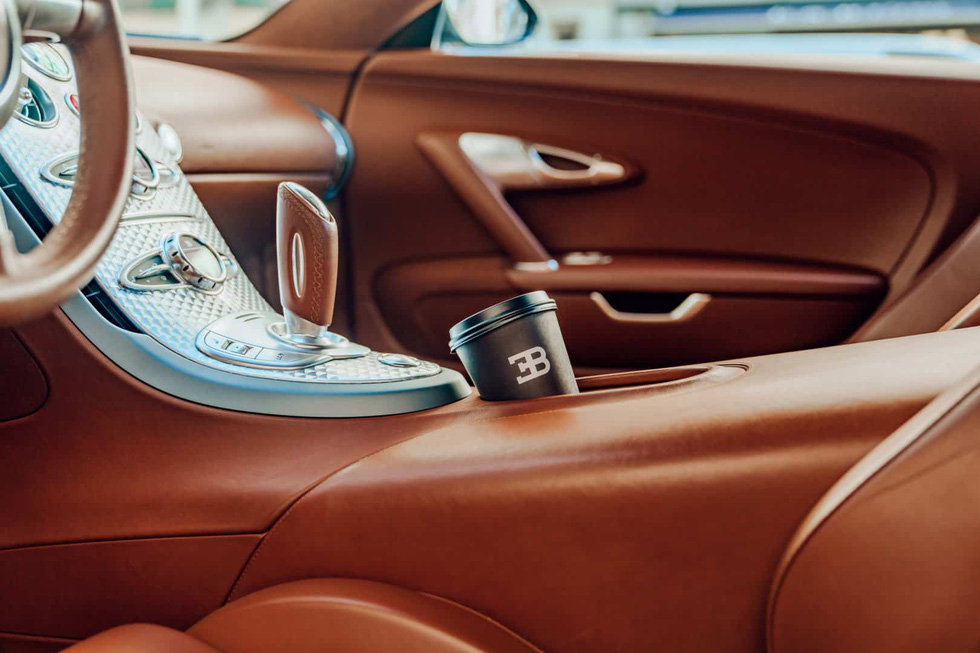 Bugatti mở quán cà phê ‘đi một lần cho biết’ với giá 1,4 triệu đồng/cốc - Ảnh 1.