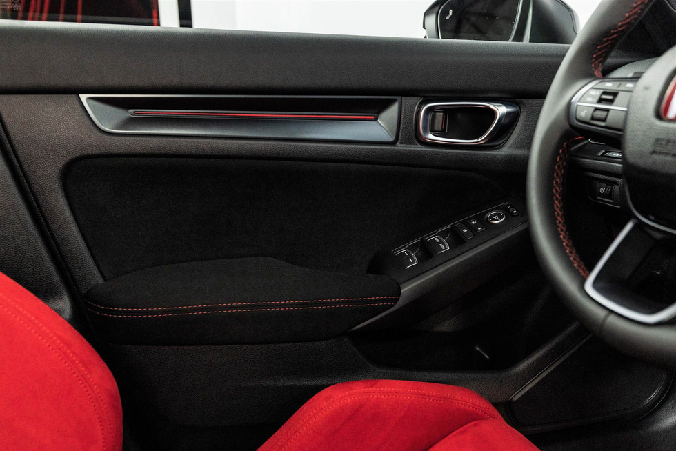 Honda Civic Type R thế hệ mới ra mắt: Mạnh chưa từng thấy, giữ hộp số sàn - Ảnh 14.