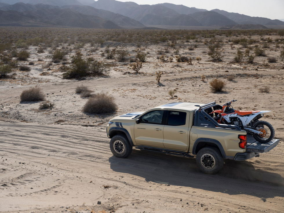 Chevrolet Colorado thế hệ mới ra mắt: Cái gì cũng nhiều hơn - Ảnh 13.